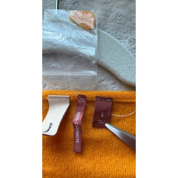 New No Tags Pilcro Womens Sz Small Cropped Sweater 100 % Cashmere Yellow Mustard - Picture 3 of 9